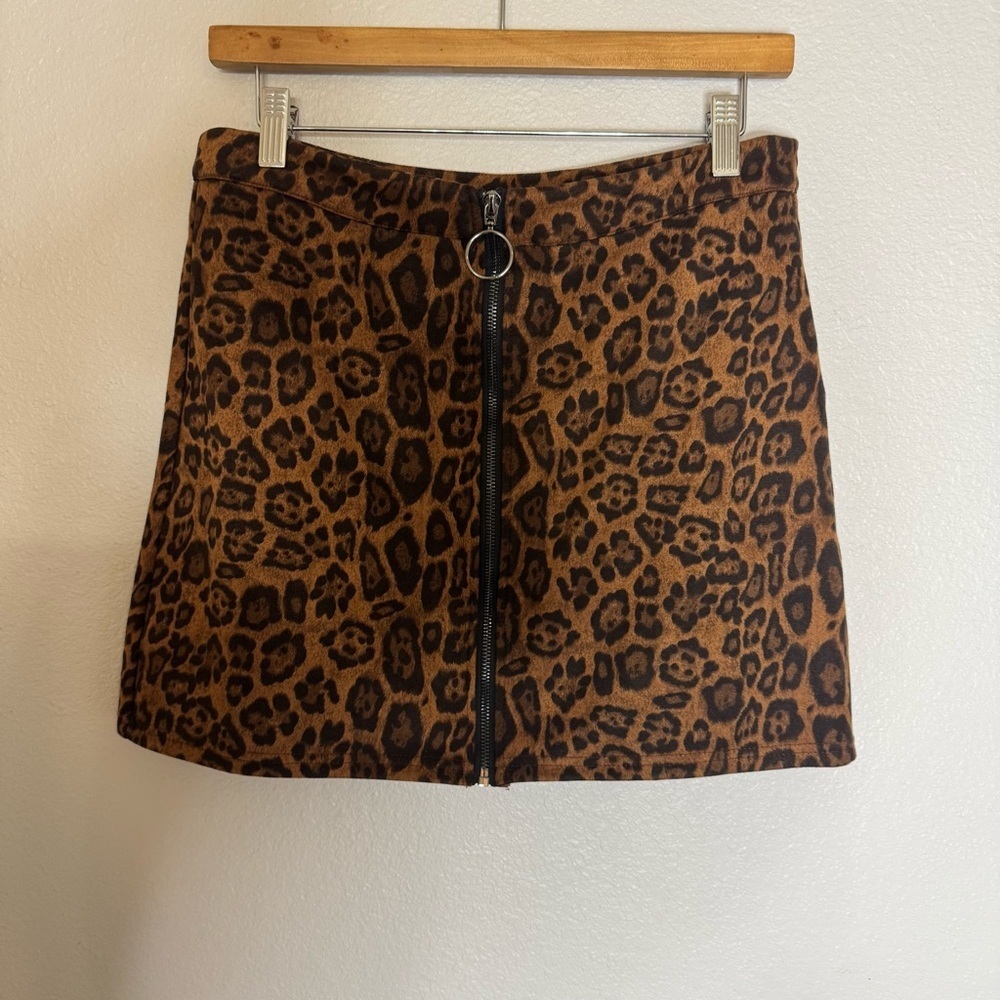 Leopard Print Women's Skirt - Picture 7 of 13